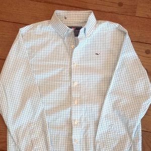 Vineyard vines button down whale shirt
